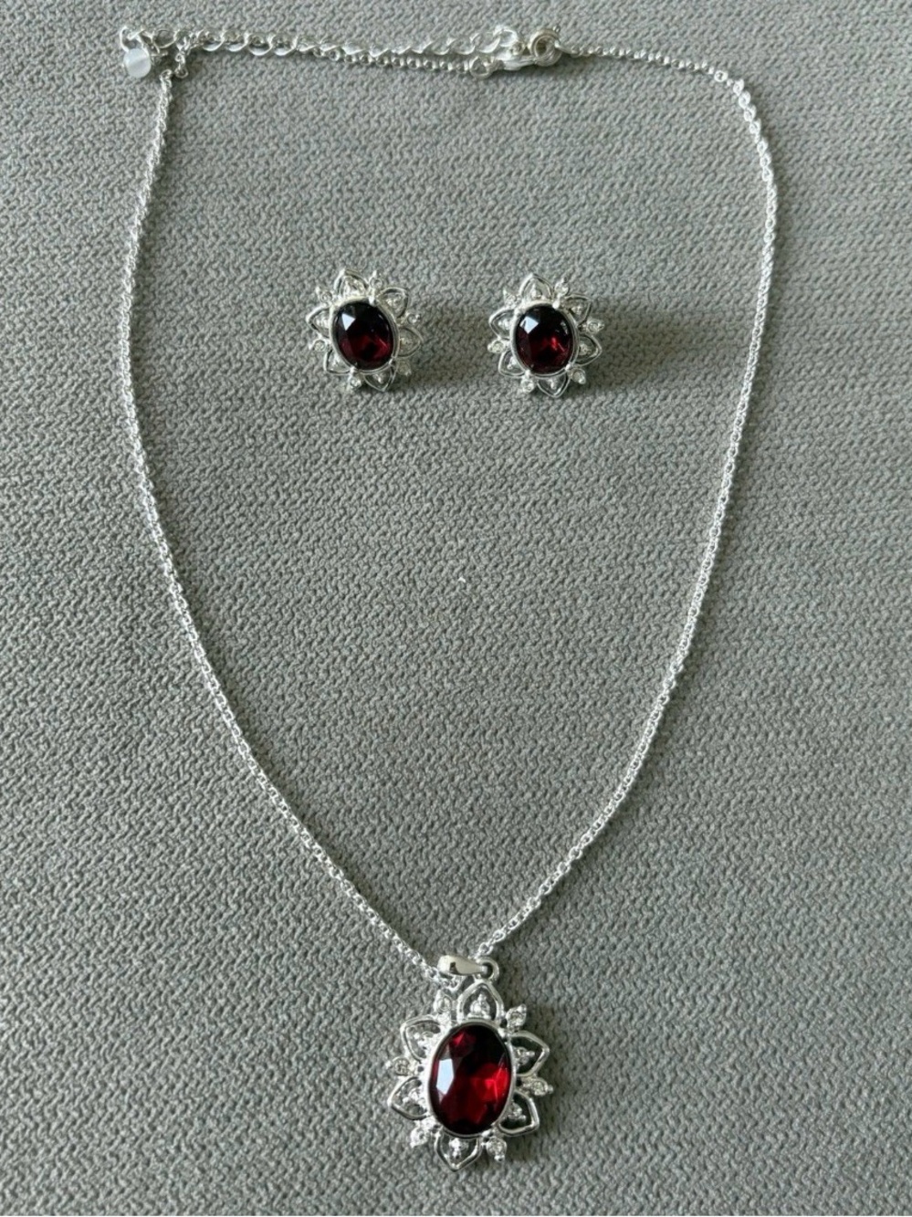 Sterling Silver Red Garnet Style Pendant Necklace & Stud Earrings Set
